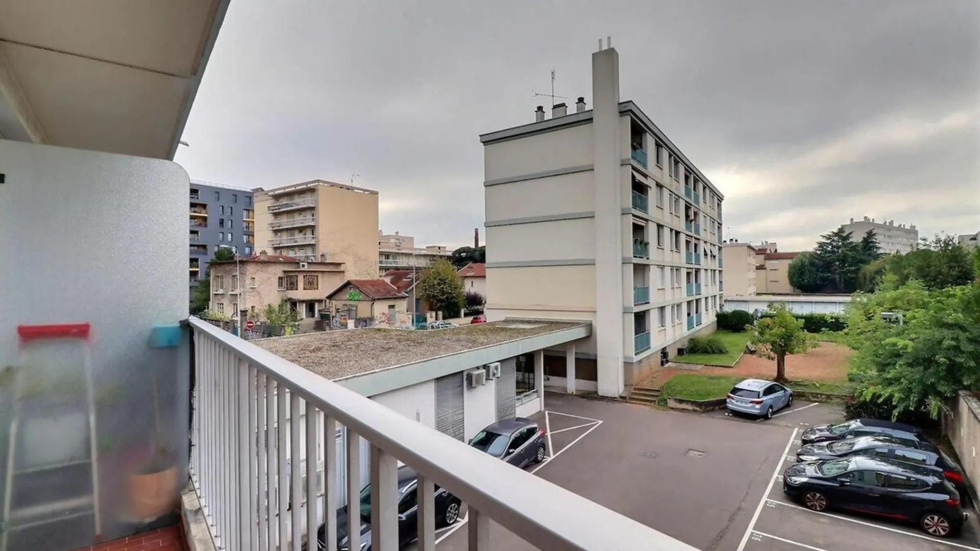 Le Lumiere - Bright Equipped Apartment - Lyon 8Th Fransa